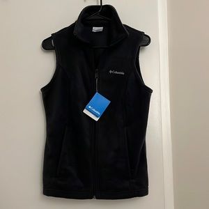 Small Columbia black fleece vest brand new